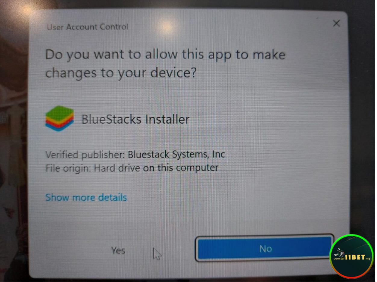 Bấm chọn Yes để tiến hành cài đặt phần mềm Bluestacks 